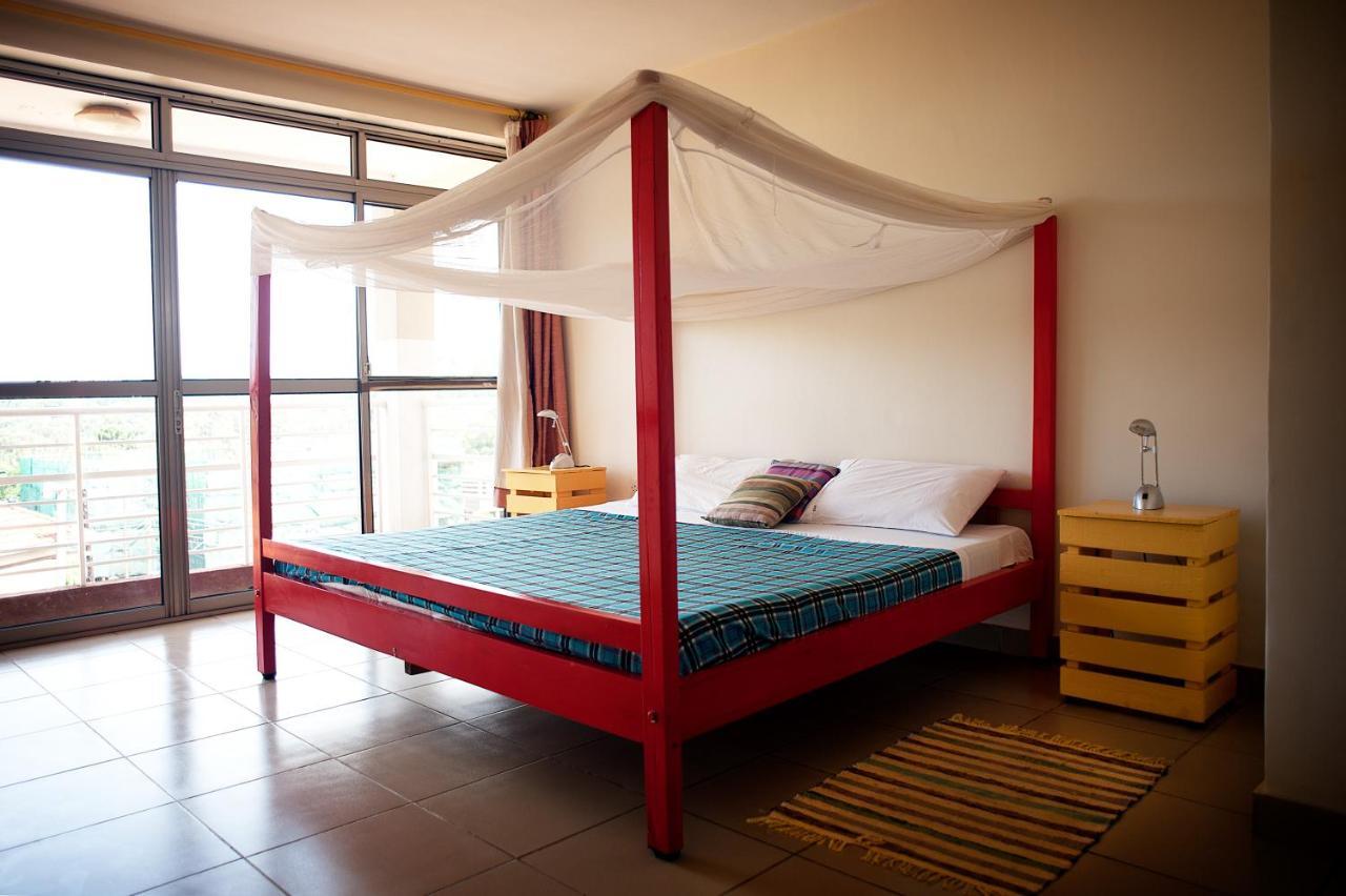 Bushpig Backpackers Kampala Exterior foto