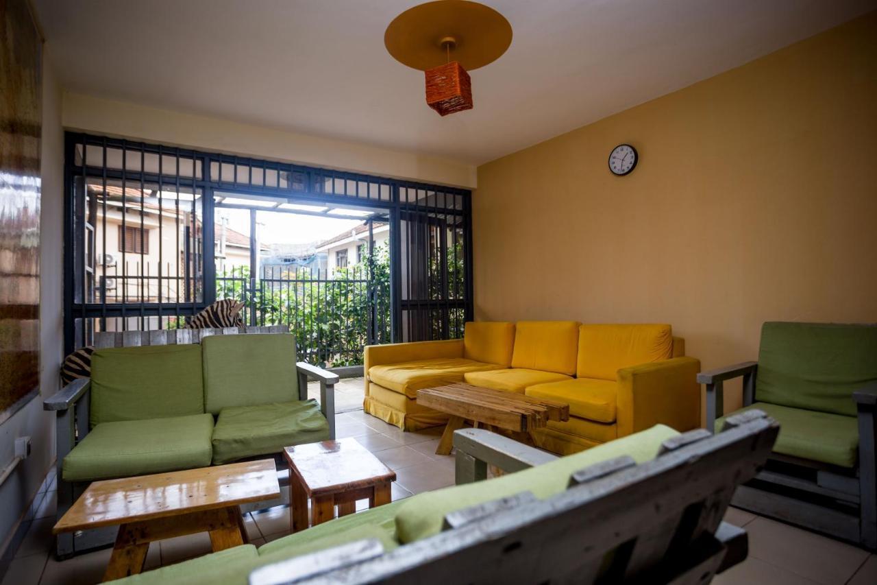 Bushpig Backpackers Kampala Exterior foto
